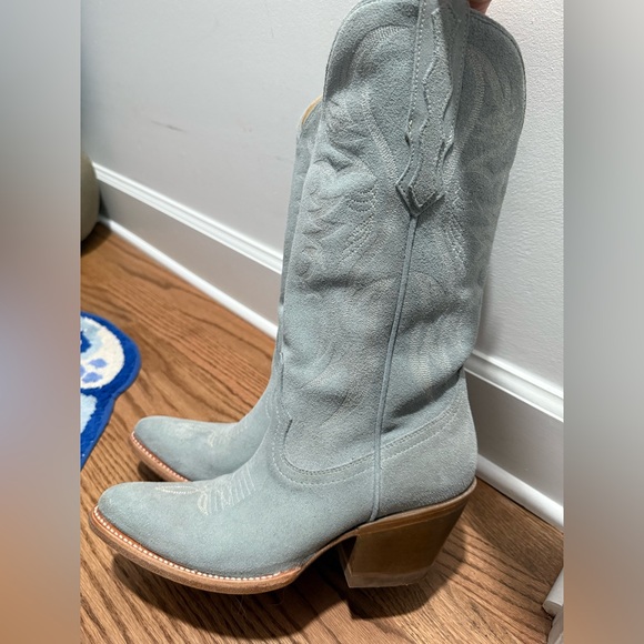 Idyllwind Shoes - Idyllwind Soft blue Western Heeled Boots